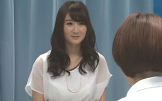 MM号で妊活中の巨乳妻がスペンス乳腺マッサージ初体験_1